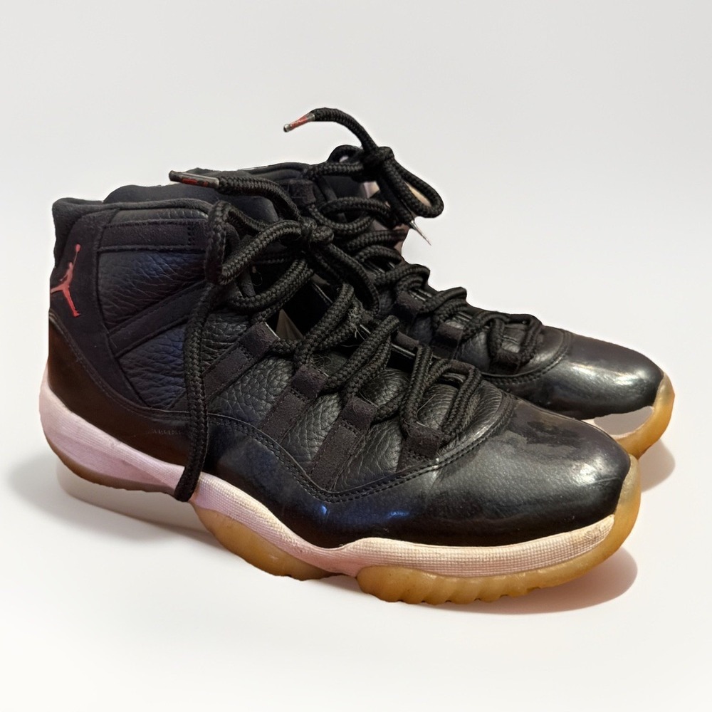 Jordan 11 Retro 72-10 2015 Men's US Size 8 Black Red Sneakers High Top